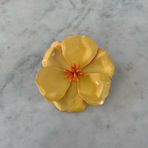 Vintage Enamel Flower Brooch Collection - Picture 3 of 10